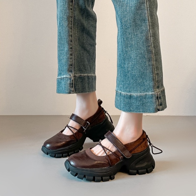 Sneakers Fashion Women - Nuove Scarpe Retrò Mary Jane, Sneakers