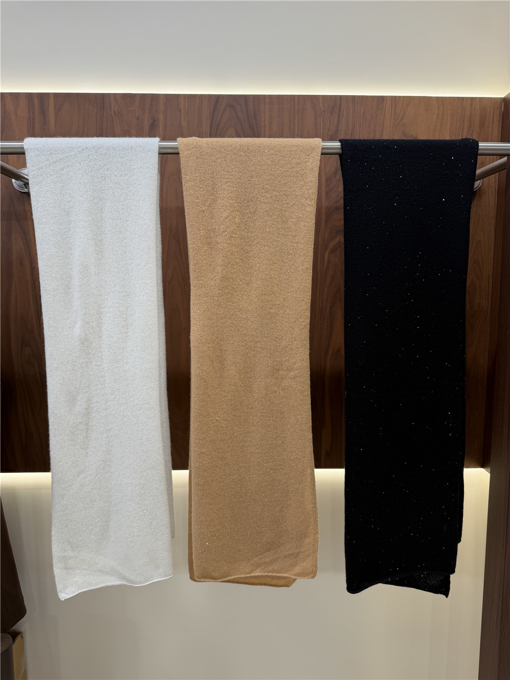 Sciarpa in Cashmere e Lana Lav - Women'S Fashion Knitwear recensione e prezzo