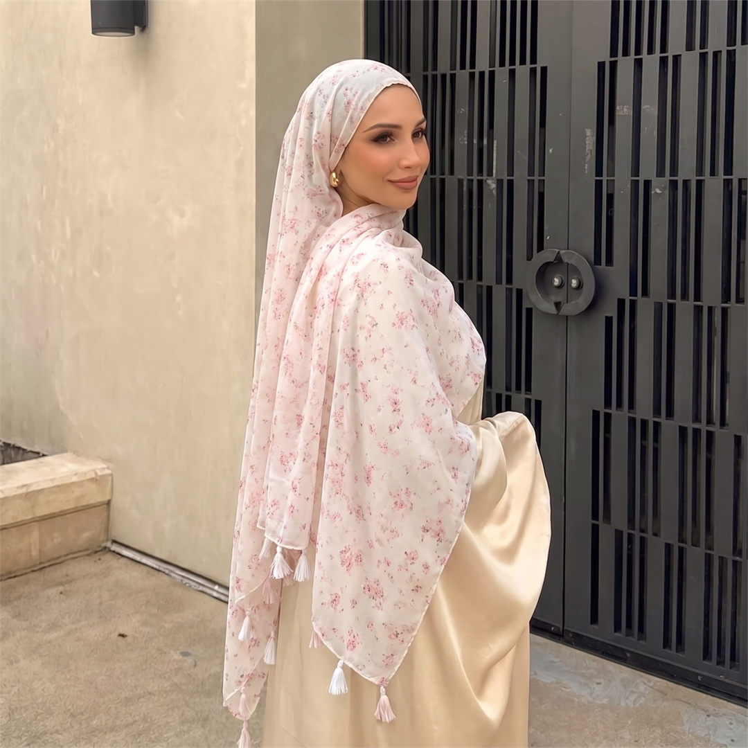 Hijab da donna alla moda con n - Women Fashion Images recensione e prezzo