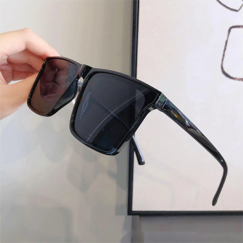 Nuovi Occhiali da Sole Neri da - Women'S Fashion Eyeglass Frames recensione e prezzo
