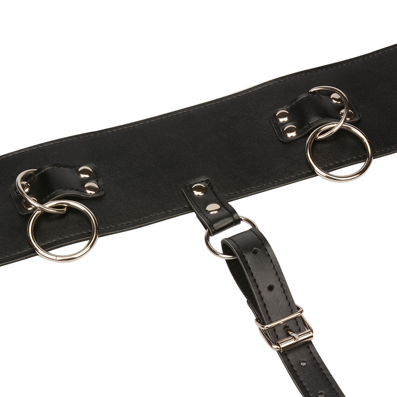 Cinturino in pelle su Bondage  - Women'S Fashion Harness recensione e prezzo