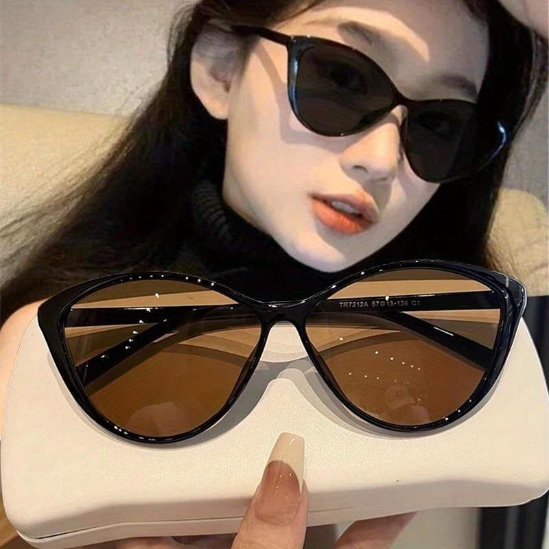 Occhiali da Sole Retrò a Occhi - Women'S Fashion Eyeglasses recensione e prezzo